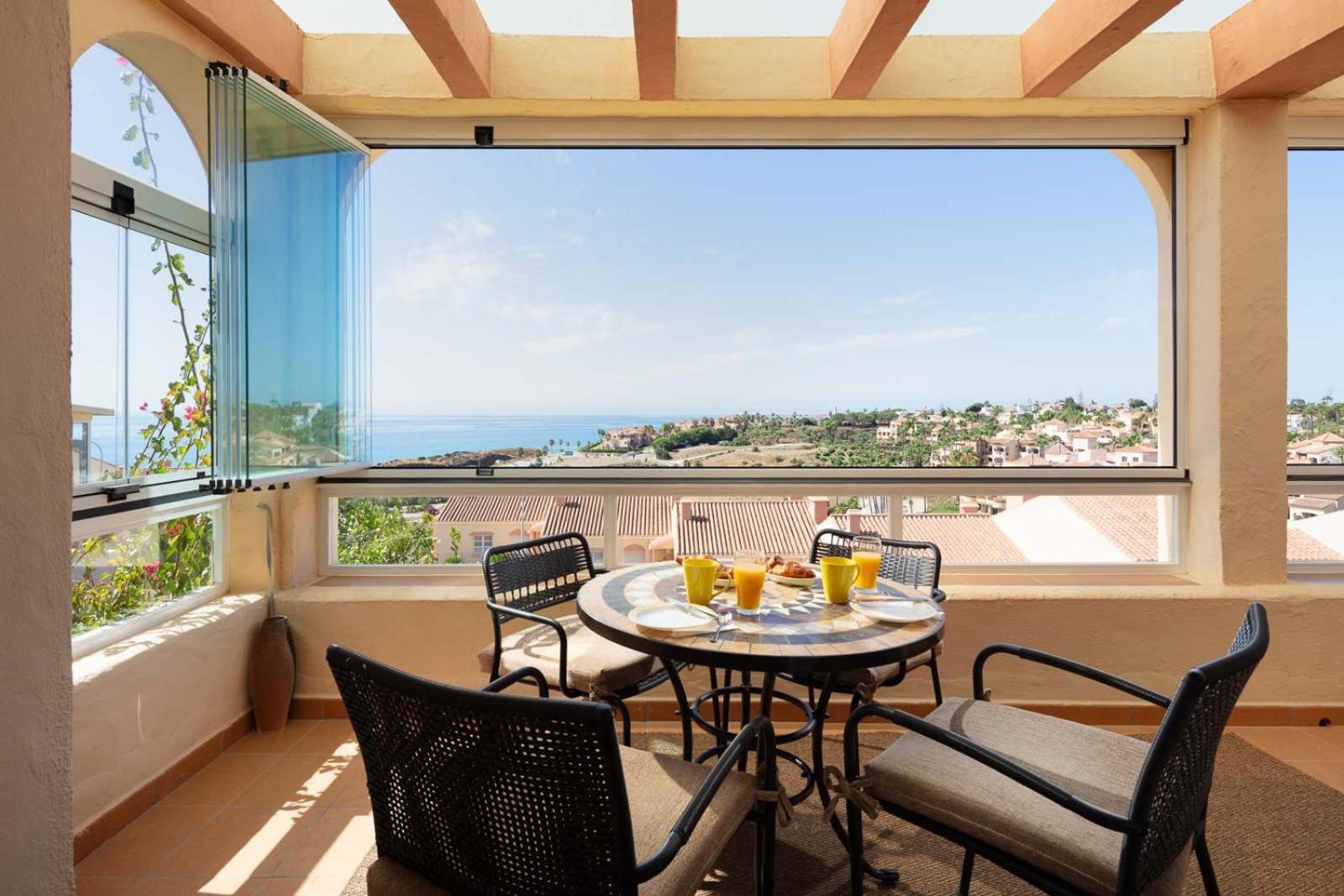 Family & Beach Apartments Mijas Costa & Fuengirola By Alfresco Stays El Faro Ngoại thất bức ảnh
